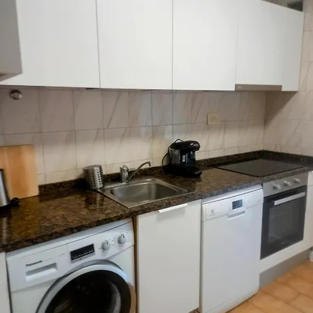 Piso Junto A La Playa 아파트 수마이아